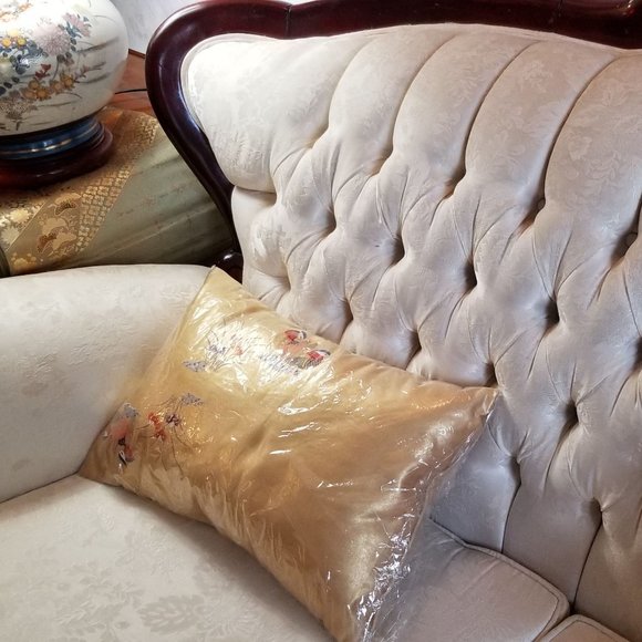 Luxury Japanese Obi silk cushions/pillows - Picture 4 of 10